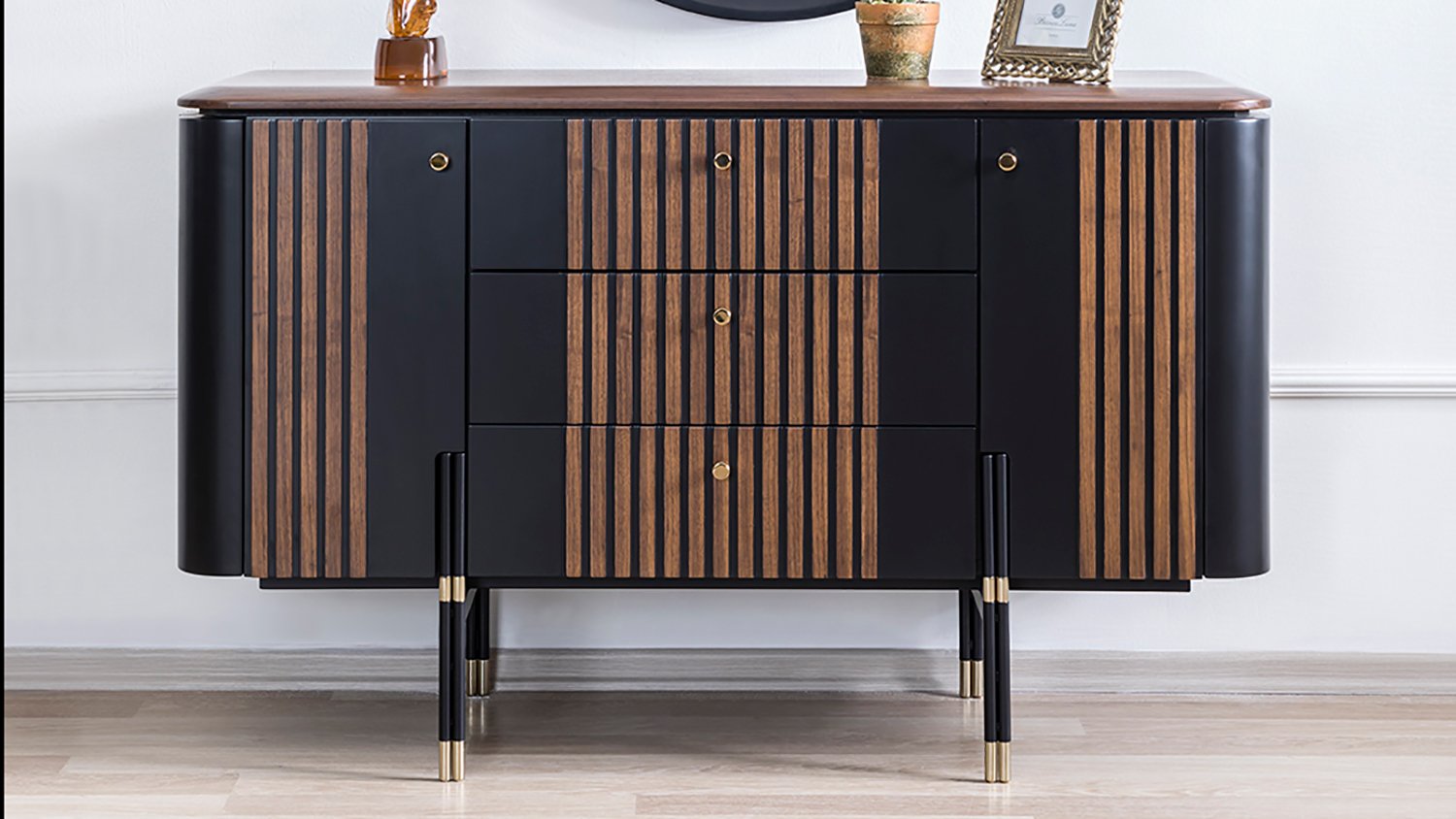 Arche, commode design